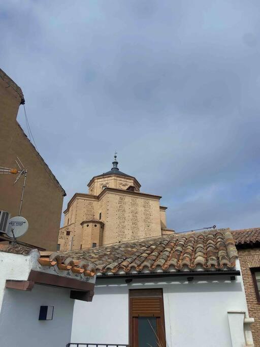 Atico En Toledo Con Terraza Apartment Exterior foto